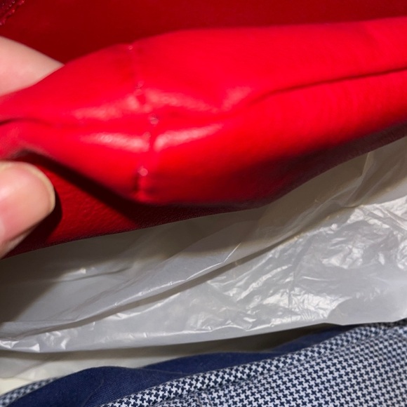 Vera Pelle Elegant Italian Leather  Red Crossbody Bag - Picture 4 of 7